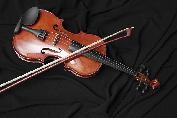 Violino: storia, caratteristiche e benefici di uno strumento senza tempo